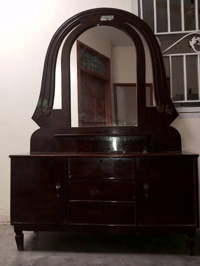 dressing table available for sale