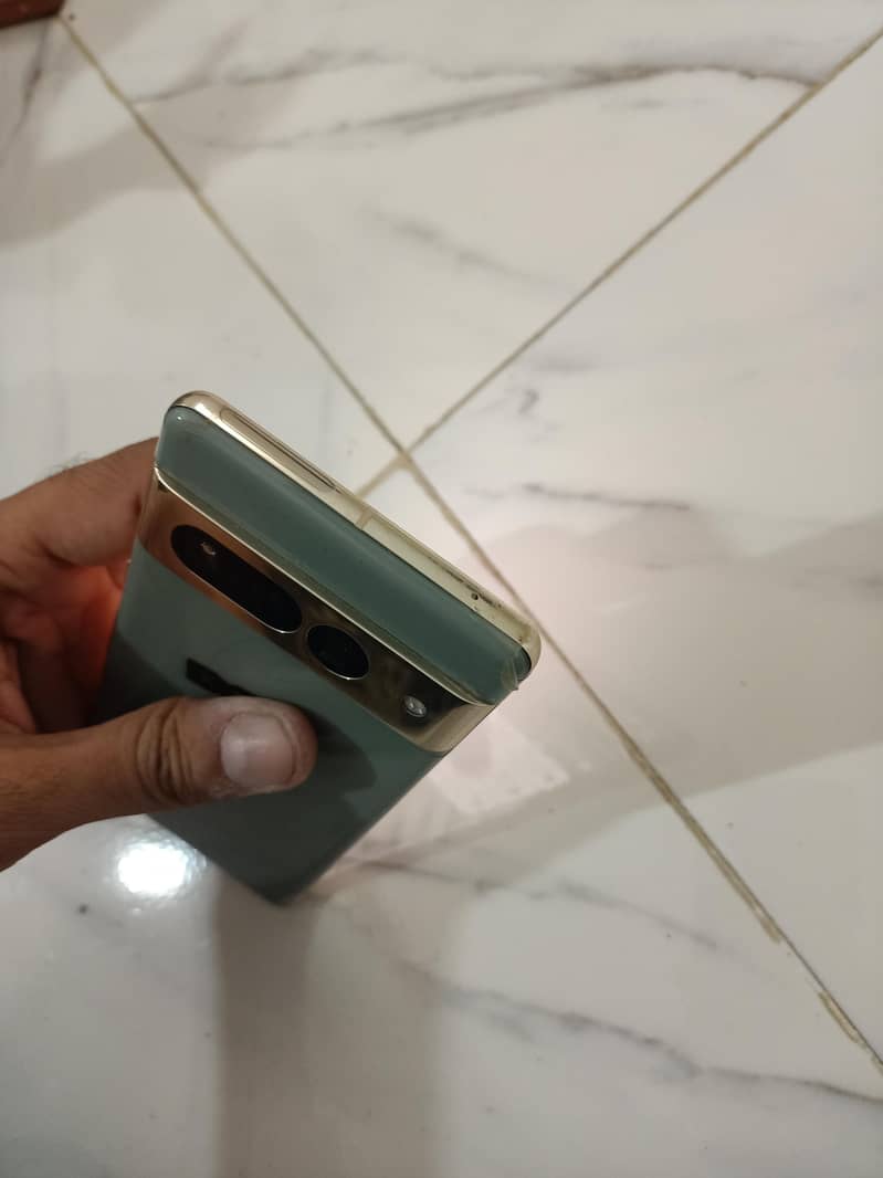 Google Pixel 7 Pro 4