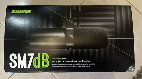 Shure SM7dB Vocal Microphone