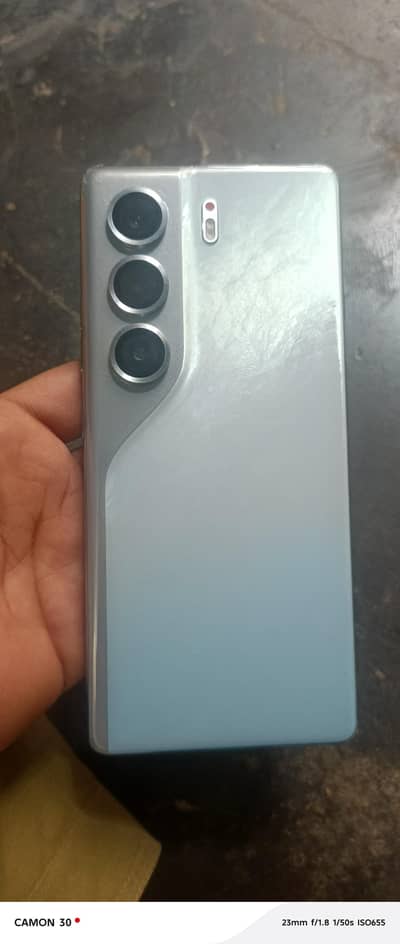Tecno CAMON 40