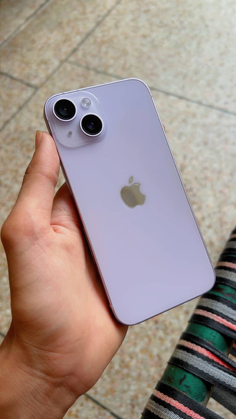 iPhone 14 9