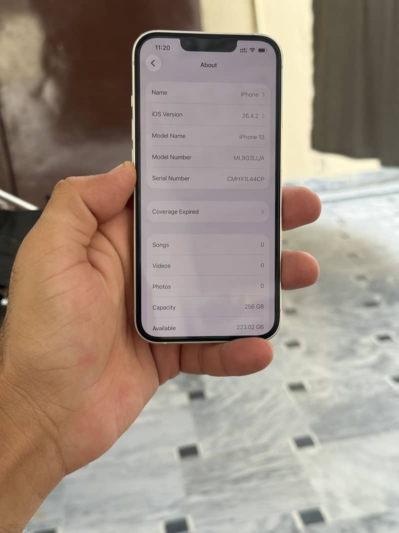 Apple iPhone 13 5