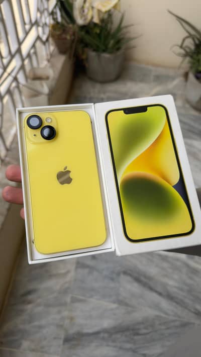 Apple iPhone 14