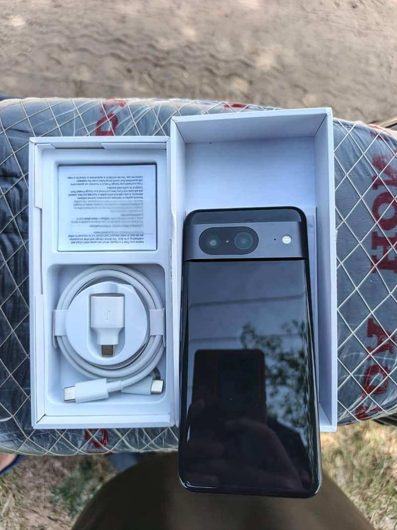 Google Pixel 8 0