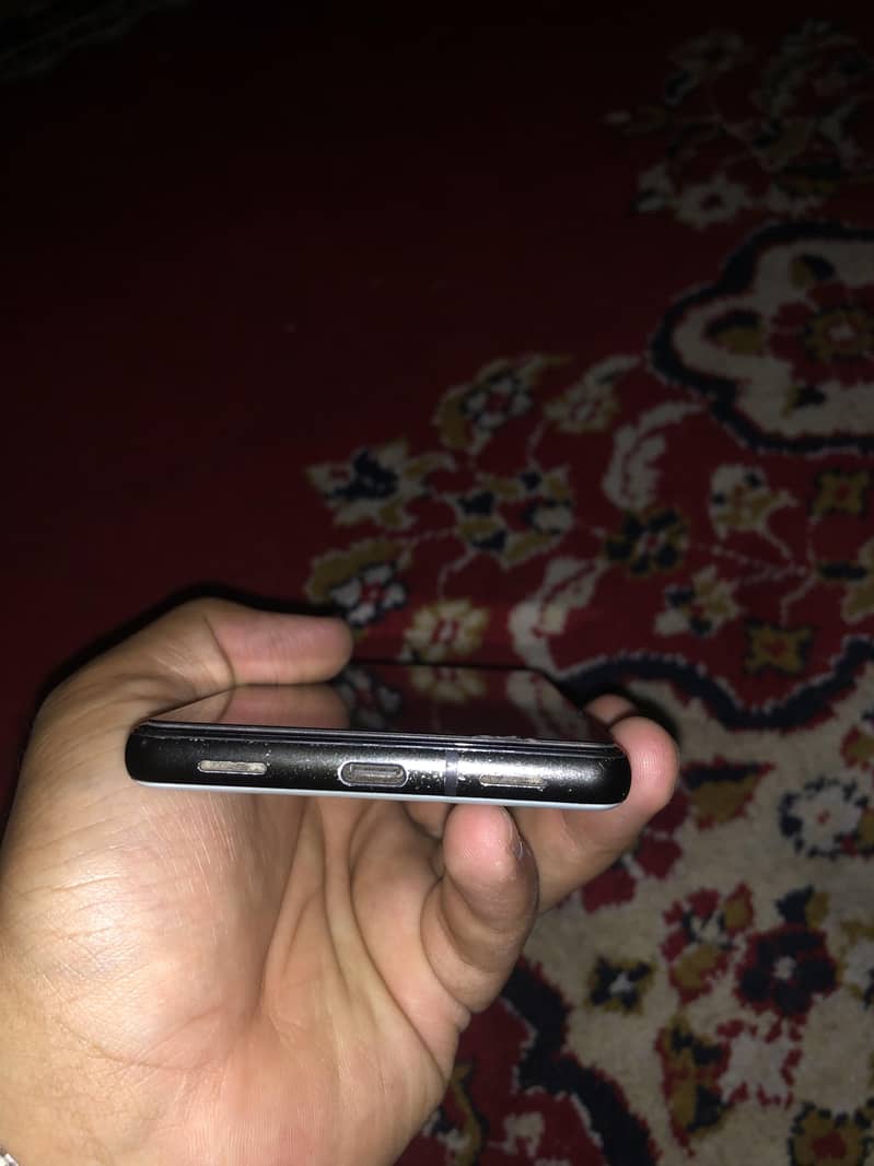 Google Pixel 6a 4