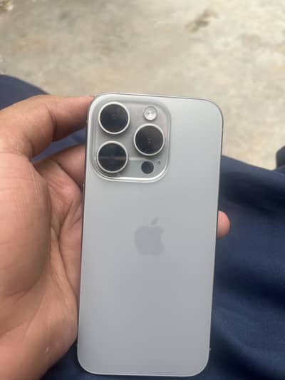 Apple iPhone 15 Pro