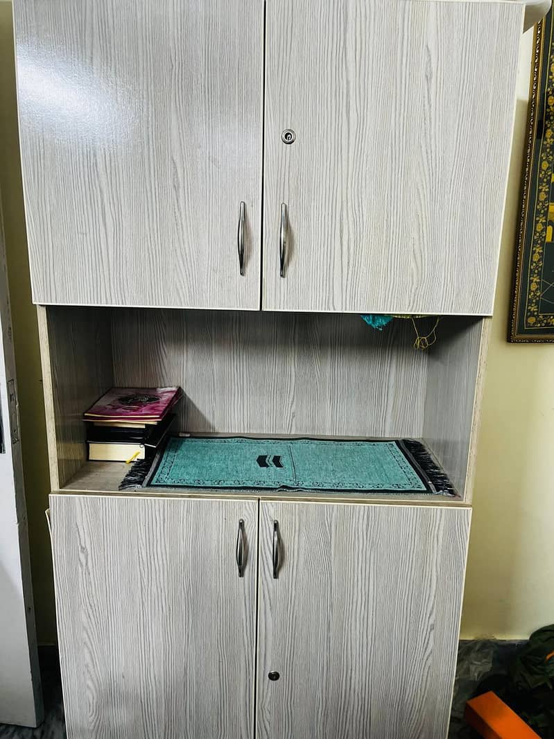 Cupboard 0