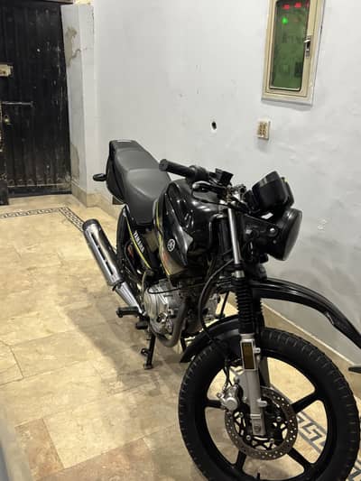 yahama ybr 125g black 2021 model