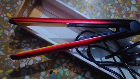 Flat iron Straightener