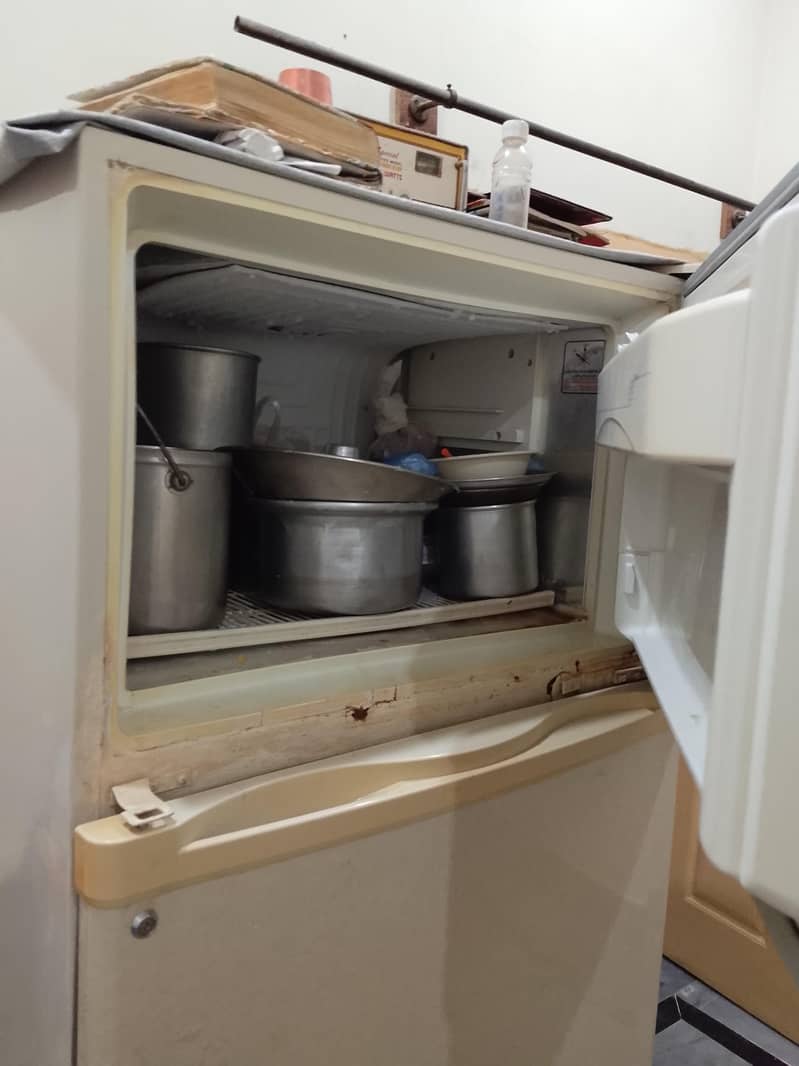 Fridge 0