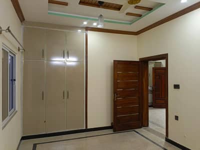 6 Marla First Portion / Floor For Rent in Phase 4B Ghauri Town