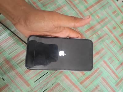 iphone 11 128 gb icloud locked
