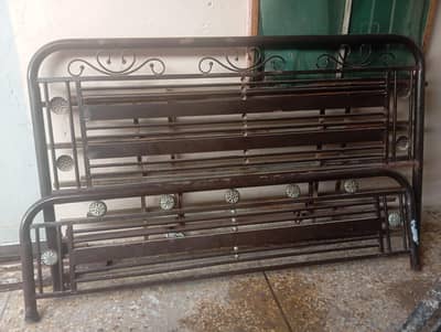 2 iron rod beds full size for sale 15000 each with mattress