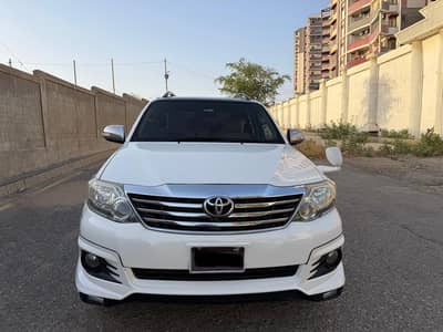 Toyota Fortuner 2016 TRD Sportivo Rs7200000