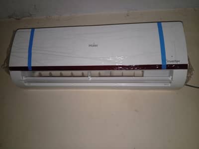 1 ton AC 15 din pehle lia hai ab sale karna hai 03118445404