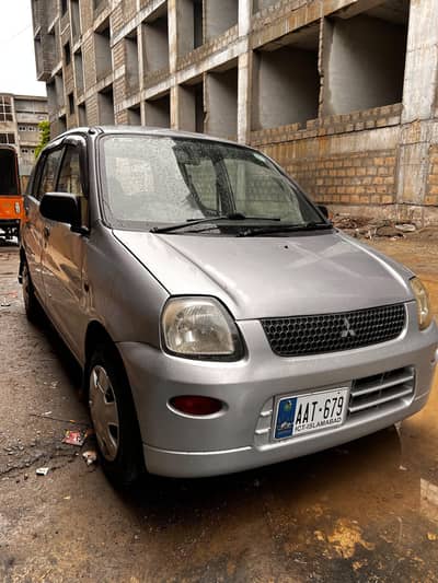 Mitsubishi Minica 2007