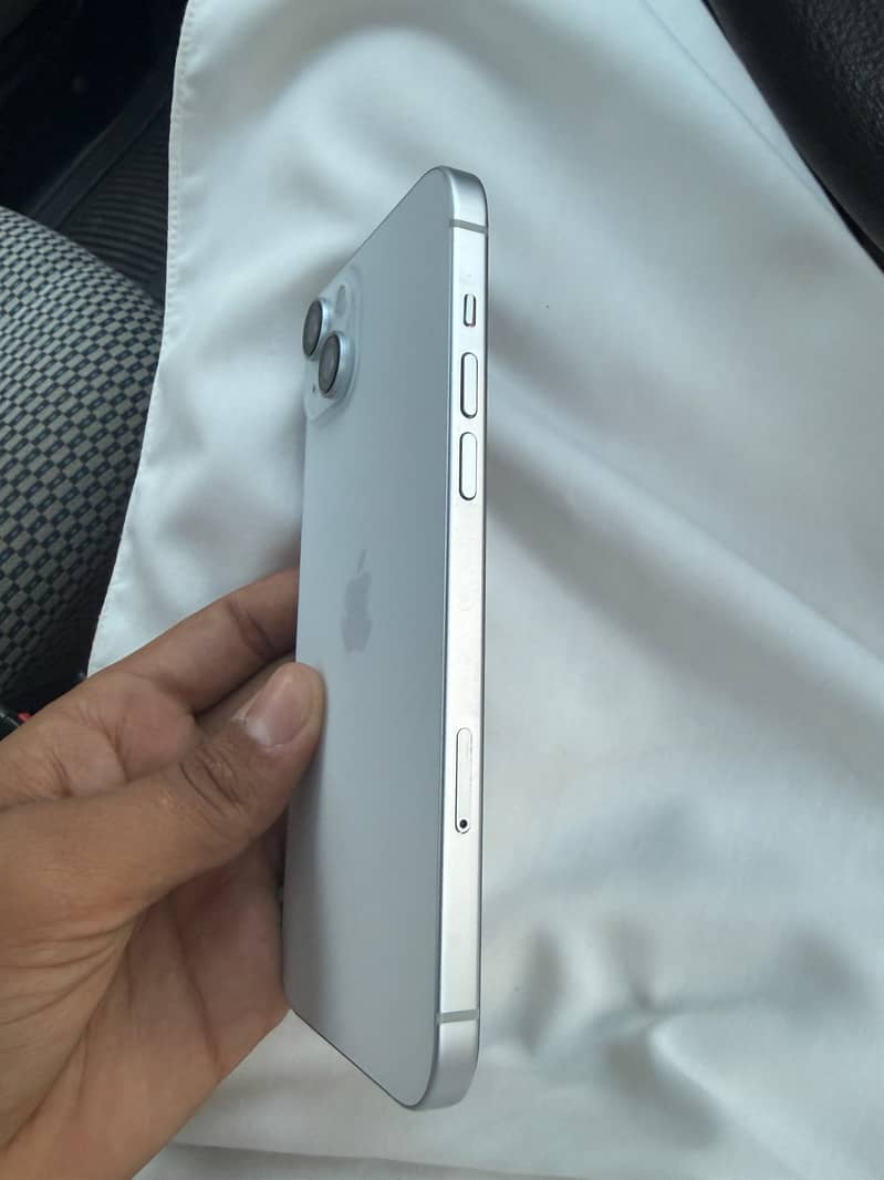 Apple iPhone 15 plus 3