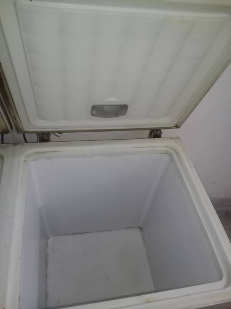 Deep freezer / Waves 2