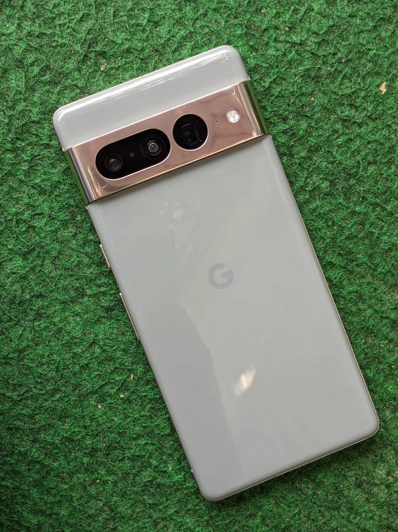 Google Pixel 7 Pro 0