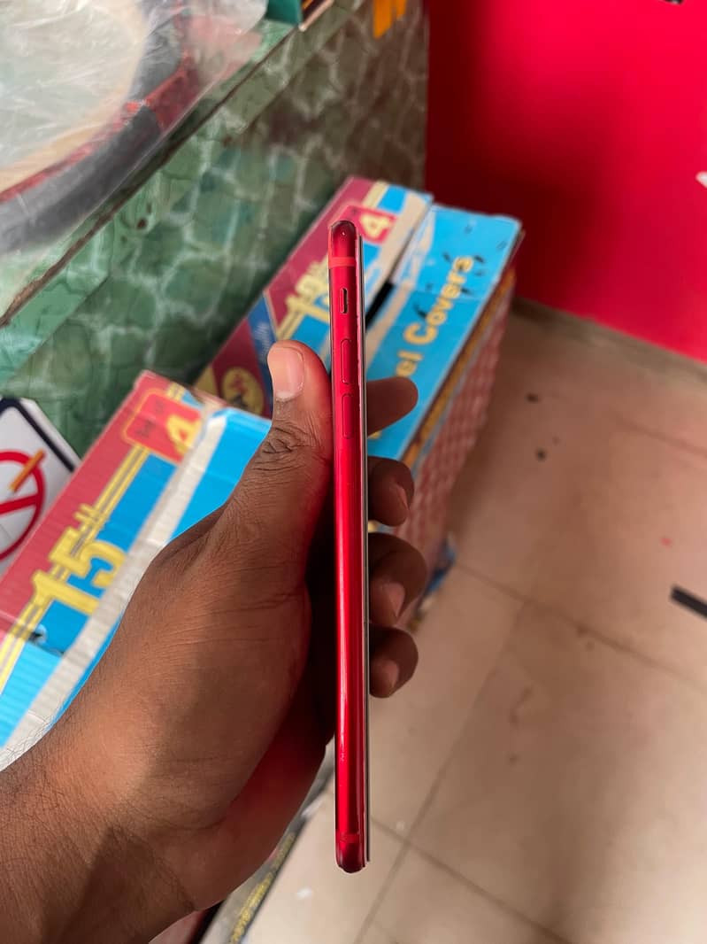 Apple iPhone 7 Plus 4