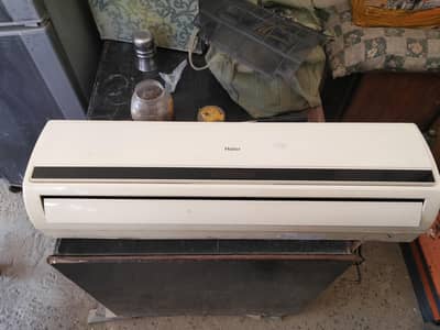 Haier Simple 1.5 Ton Total Genuine