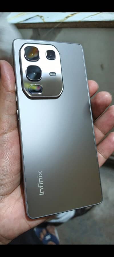 Note 50 8+8 256gb complete accessries 10 mah wranty