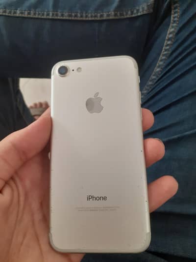 Apple iPhone 7