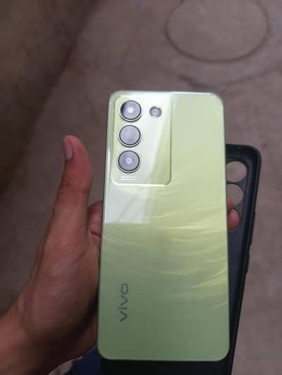 Vivo Y100
