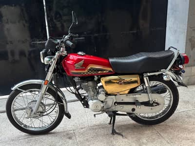 Honda 125 Gold Edition