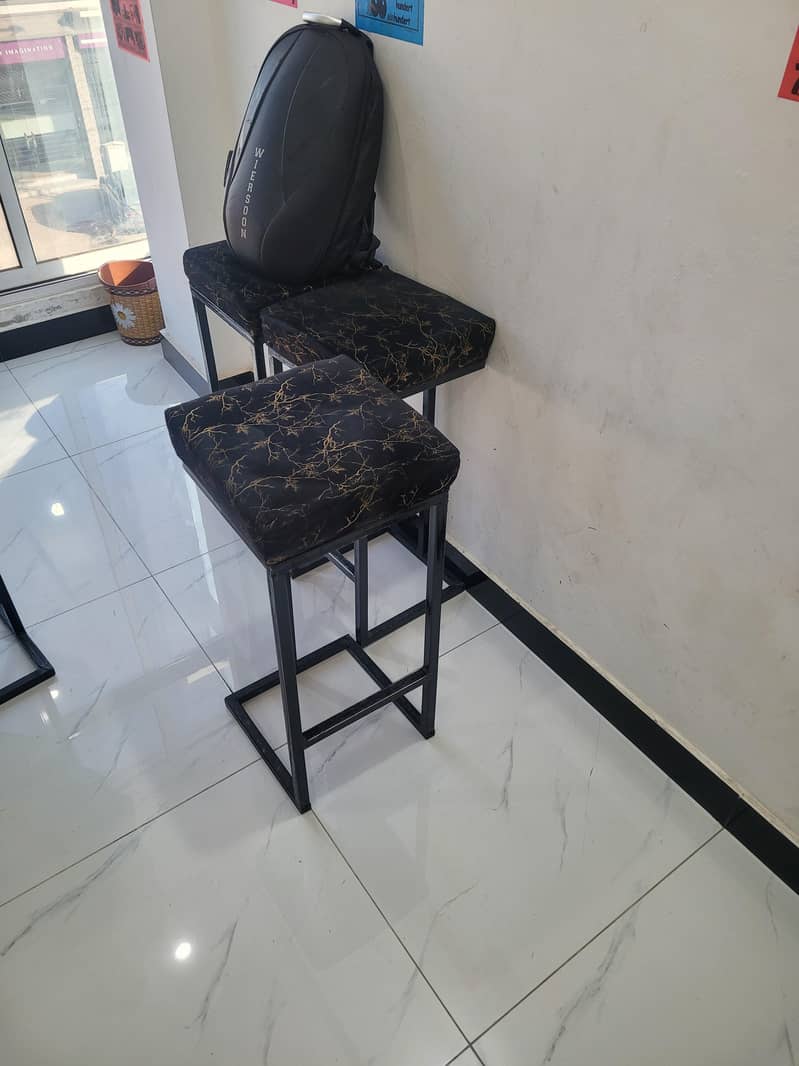 stools 1