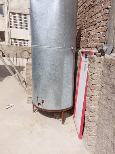 gandum rakne wala peti  8 fut lambai 10 fut golai  Whatsap 03110294997
