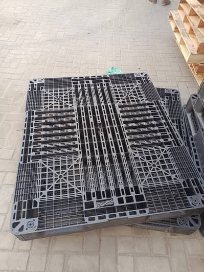 Plastic Pallets | Industrial Pallets | Wooden Pallets | Iron Pallets