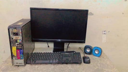 window 10 hard 160GB RAM 4GB 10 /10 keyboard mouse LCD CPU . . . . . . . . .