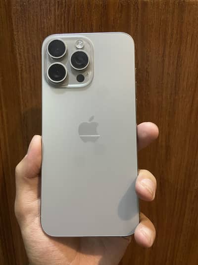 Apple iPhone 15 Pro Max