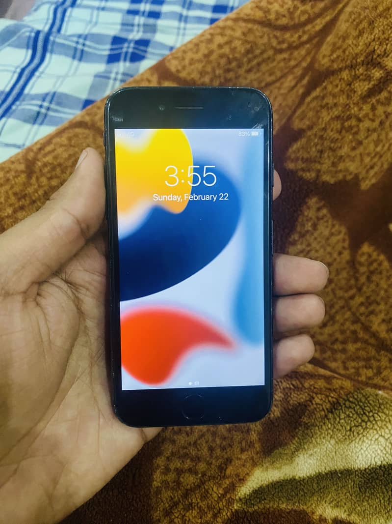 Apple iPhone 7 1