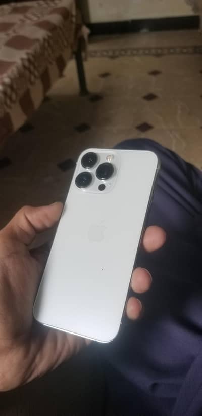 Apple iPhone 13 Pro
