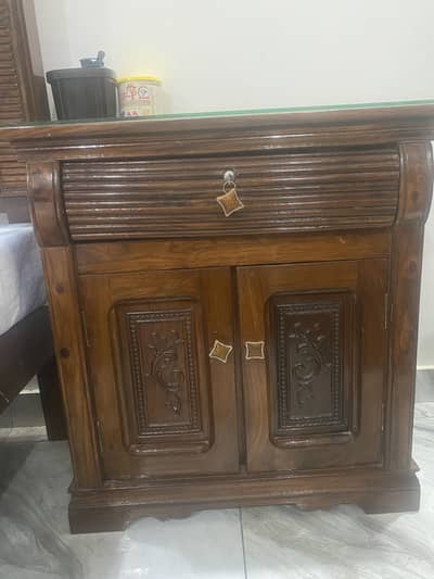 Wooden bed set