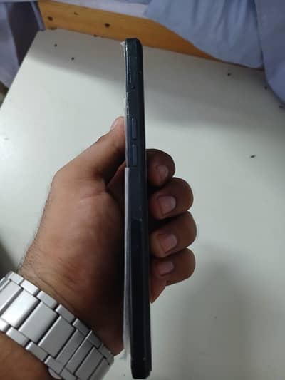 OPPO F21 Pro