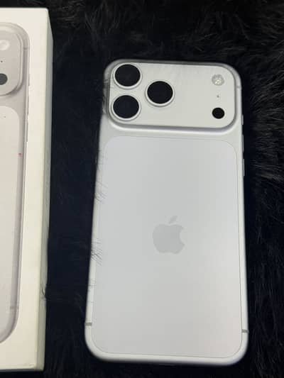 Apple iPhone 17 Pro Max