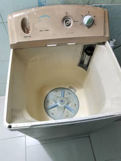 Dawlance DW-5100 semi-automatic top-load washing machine.