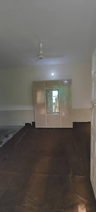 Flat Available Near Ganga Ram Hospital