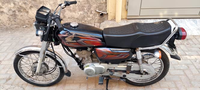 Honda CG 125 Model 2022 Brand New Condition Bike For Sale