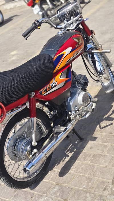 CD 70 bike