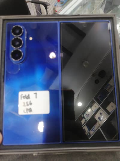 Samsung galaxy Z Fold 7  Blue 256 gb vip pta complete box