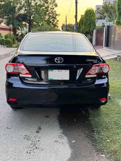 Toyota Corolla GLI 2011