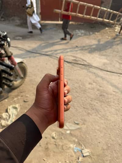 I phone 17 pro max pta  256 gb