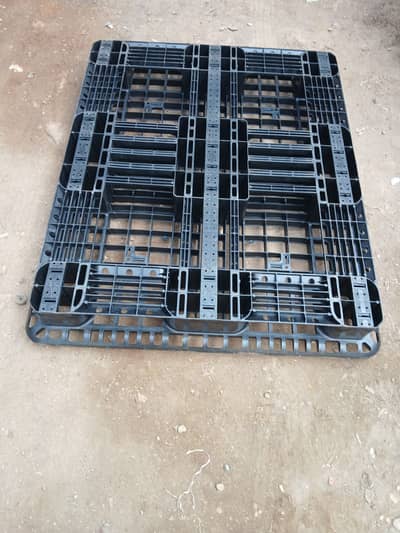 Plastic Pallets - Industrial Pallets - Wooden Pallets - Iron Pallets