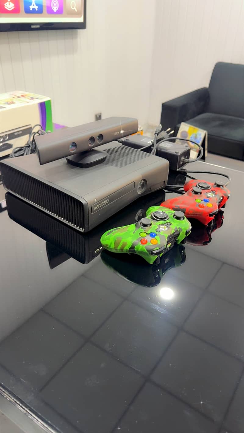 Xbox360 with kinect with two wireless controllers 1
