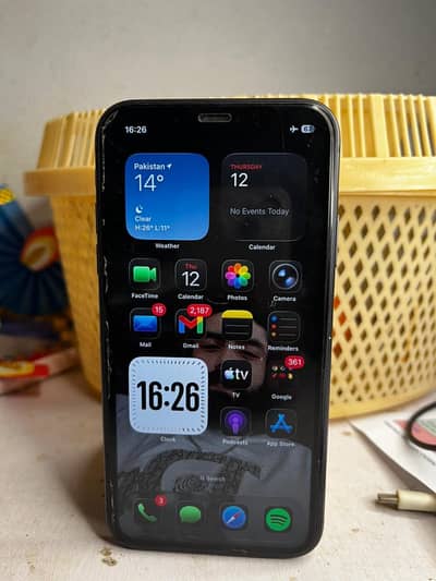 Iphone 11 jet black