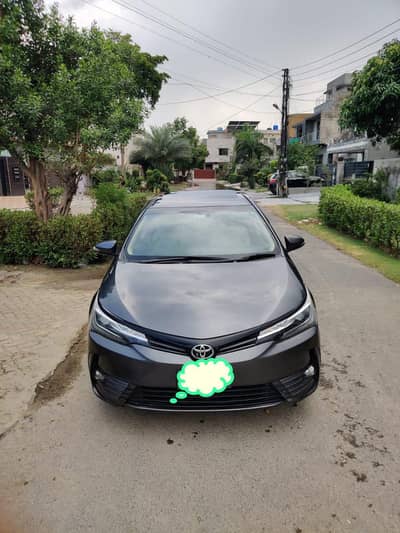 Toyota Corolla Grande 1.8 CVT-i 2017 | Full Option Non-Accidental